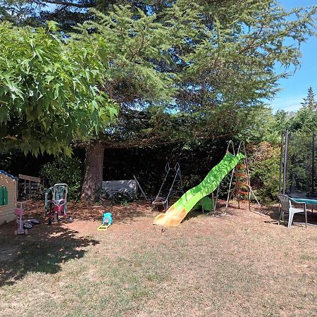 Rognes Chambre Basilic 2P, 2 Nuits Max, Dans Petit Chalet 6Km Du Festival De Piano De La Roque D'Antheron المظهر الخارجي الصورة